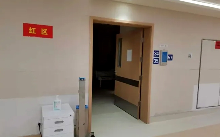 不銹鋼潔凈門(mén)廠家